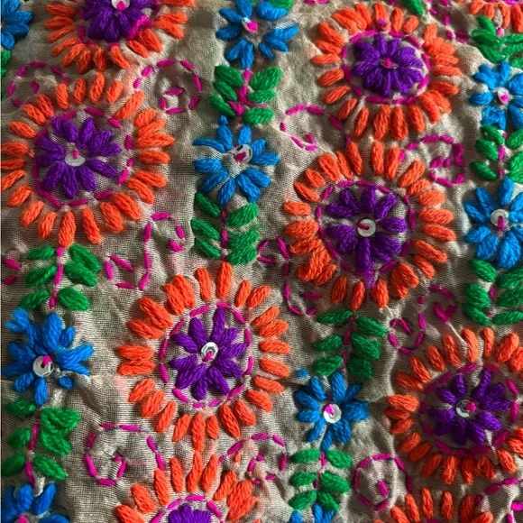 Giant Hand-Stitched Floral Embroidered Scarf - Picture 2 of 4